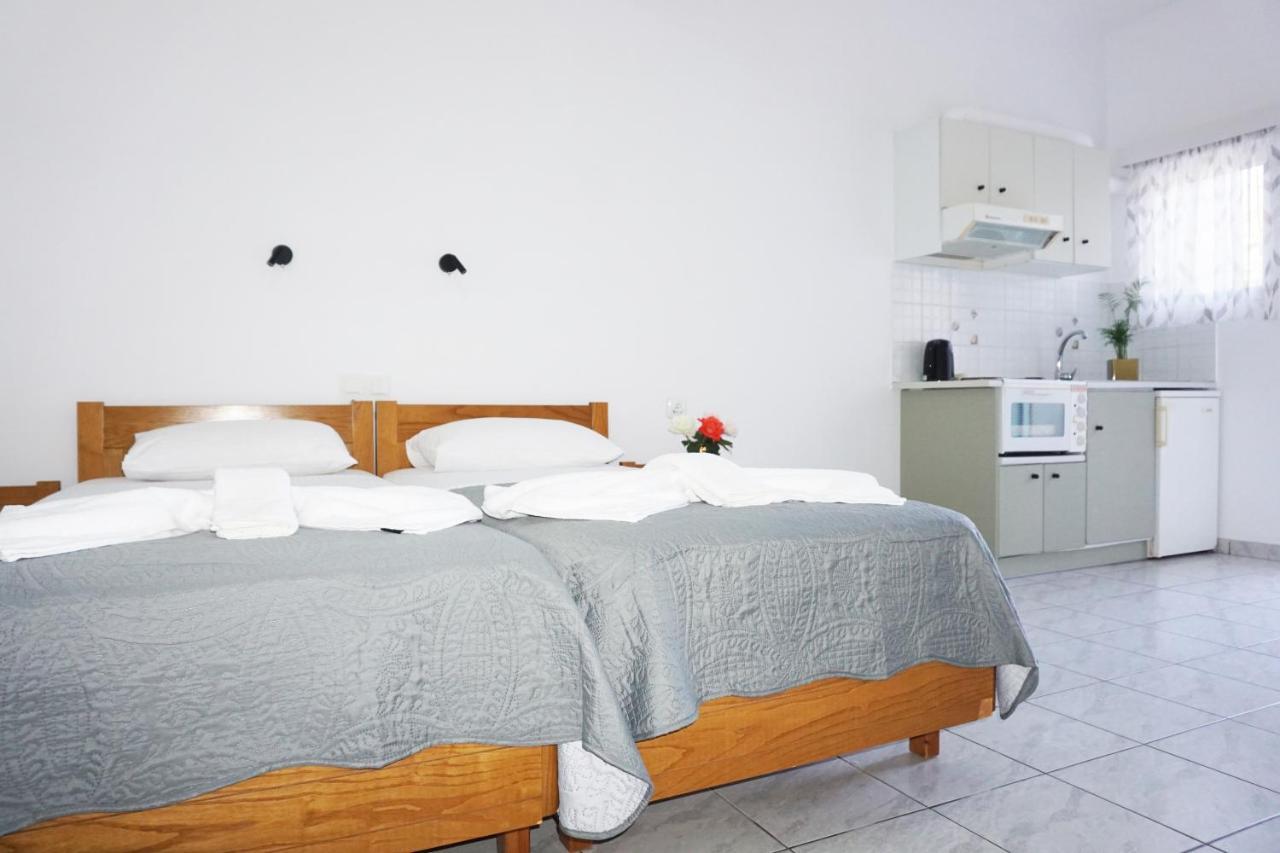 Aphrodite Studios & Apartment Bali  Eksteriør bilde